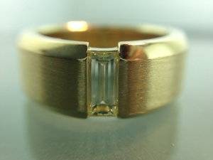 r3577-emerald-cut-mens-ring.jpg