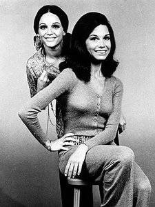 mary-tyler-moore-2-300.jpg