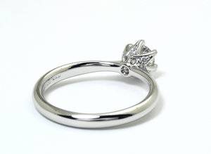 GeoffB_PetiteTorch w-diamonds__5mm_sz6.25__007s.jpg