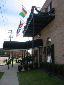 frontoftownhouse2.jpg