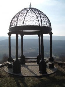 ridgecrest_chapel.jpg