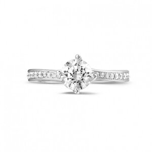 x0-70-carats-bague-de-fiancailles-diamant-en-or-blanc-avec-diamants-sur-les-c-t-s.jpg.pagespee...jpg