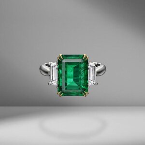 MG_Ring_-_Angle_1_R13610EM_-_Emerald_flanked_by_Trapezoids_Angle_1_590x.jpg