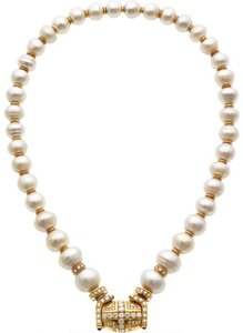 Diamond and Pearl Necklace 2.jpg