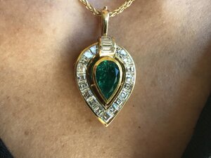 Emerald Pendant 5.jpg