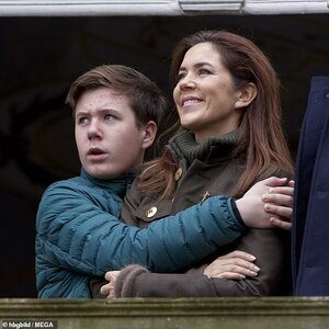 annual Hubertus Hunt horse race with her eldest son Prince Christian (left) on the balcony of ...jpg