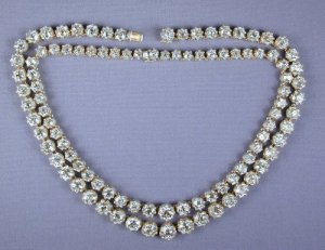 cushion_necklaces.jpg