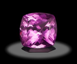 58.5ct Kunzite 23.1x24.1x14.8.jpg