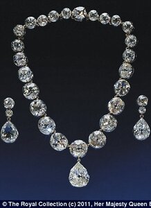 Queen's Coronation necklace and earings.jpg