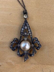 pendant 1.jpg pendant 1.jpg