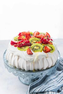 Classic-Pavlova-2398-780x1169.jpg