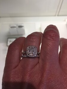 Tiffany embrace discount 3.5 mm