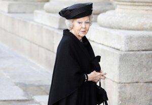 funeral of Princess Pilar de Borbon.jpg