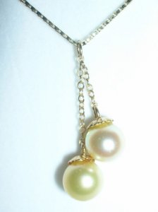 2pearls.jpg