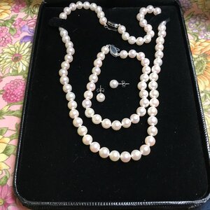 Pearls 2.JPG