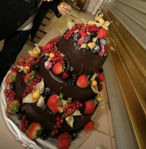 weddingcakedanflee.JPG