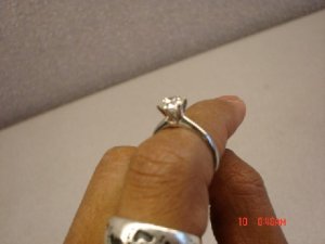 ring_on_finger_2_resized.jpg