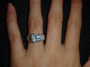 CuriousaDiamondhand1.jpg CuriousaDiamondhand1.jpg