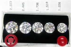 sizes comparison diamonds a.jpg