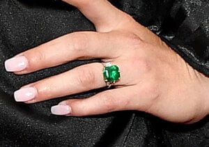 lindsey-vonn-ring-getty.jpg