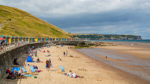 412450-Whitby-Beach.jpg
