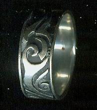 Resize of my ring002.jpg