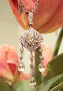 Briolette-pendant1.jpg Briolette-pendant1.jpg