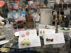 Vintage Jewelry.JPG