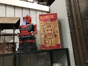 Vintage Robot Toys.JPG