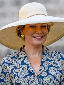 royal-family-6.jpg