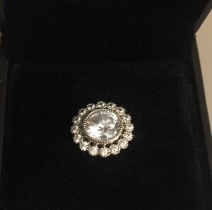 jeulia ring 2.jpg