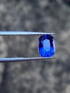 2.05 Cushion Sapphire Outside shade1.jpg