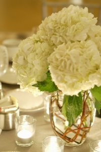 hydrangeacenterpiece1.jpg