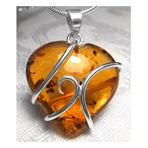 heart_wrap_3_cognac.jpg