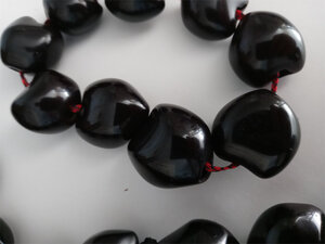 necklace_b10.jpg