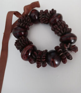 bracelet1.jpg