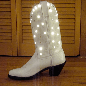 d90e50b0261e57f821d9115ecc87420b.gif