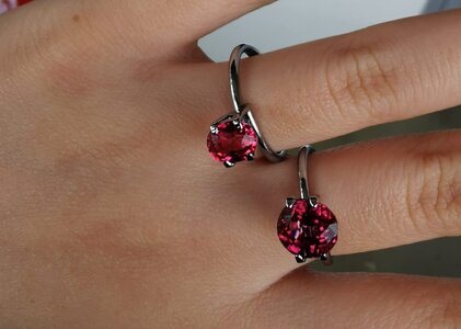 Spinel 2.jpeg Spinel 2.jpeg