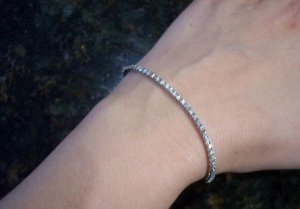 diamond bracelet 885548.jpg