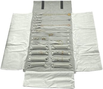 jewelry roll.jpg