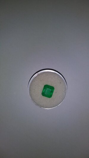 3.01 ct columbian untreated.jpg