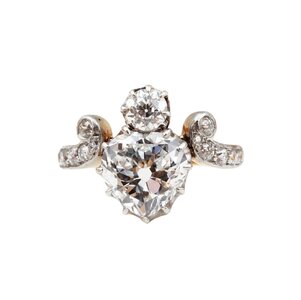 HeartShapedDiamondRing_1024x1024.jpg