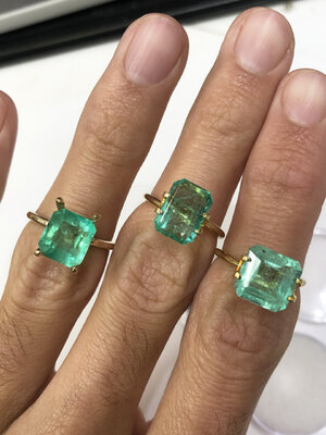 emerald holder other stone.jpg