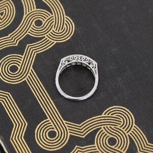 2.30ctw5-StonePlatinumRing-5_600x.jpg