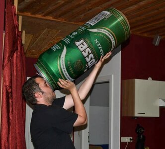 hugebeer.jpg