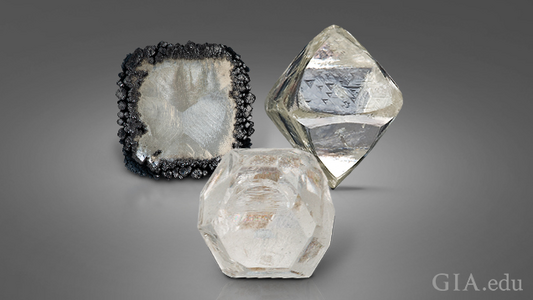 rough-diamonds-natural-laboratory-grown-636x358.png