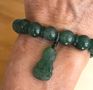 Green Jadeite Stretch Bracelet 4.jpg