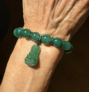 Green Jadeite Stretch Bracelet 5.jpg
