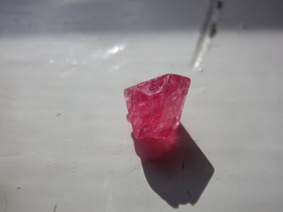 Vivid pink spinel 3.JPG