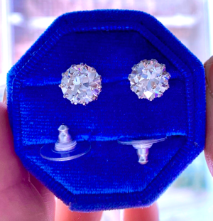 oecstudsinjewelrybox.png